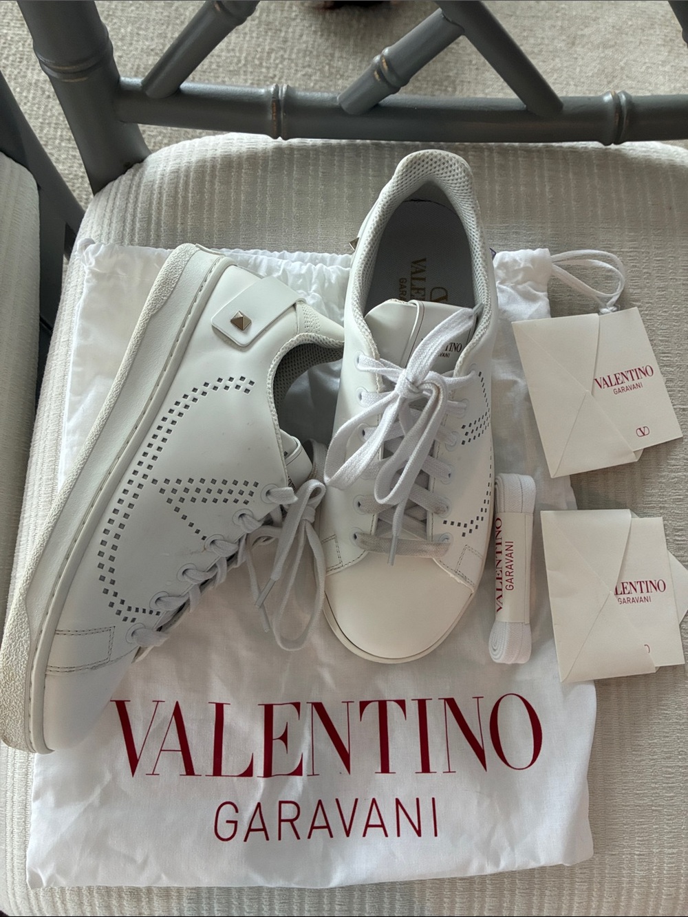 Valentino Garavani Vlogo women’s sneakers 36